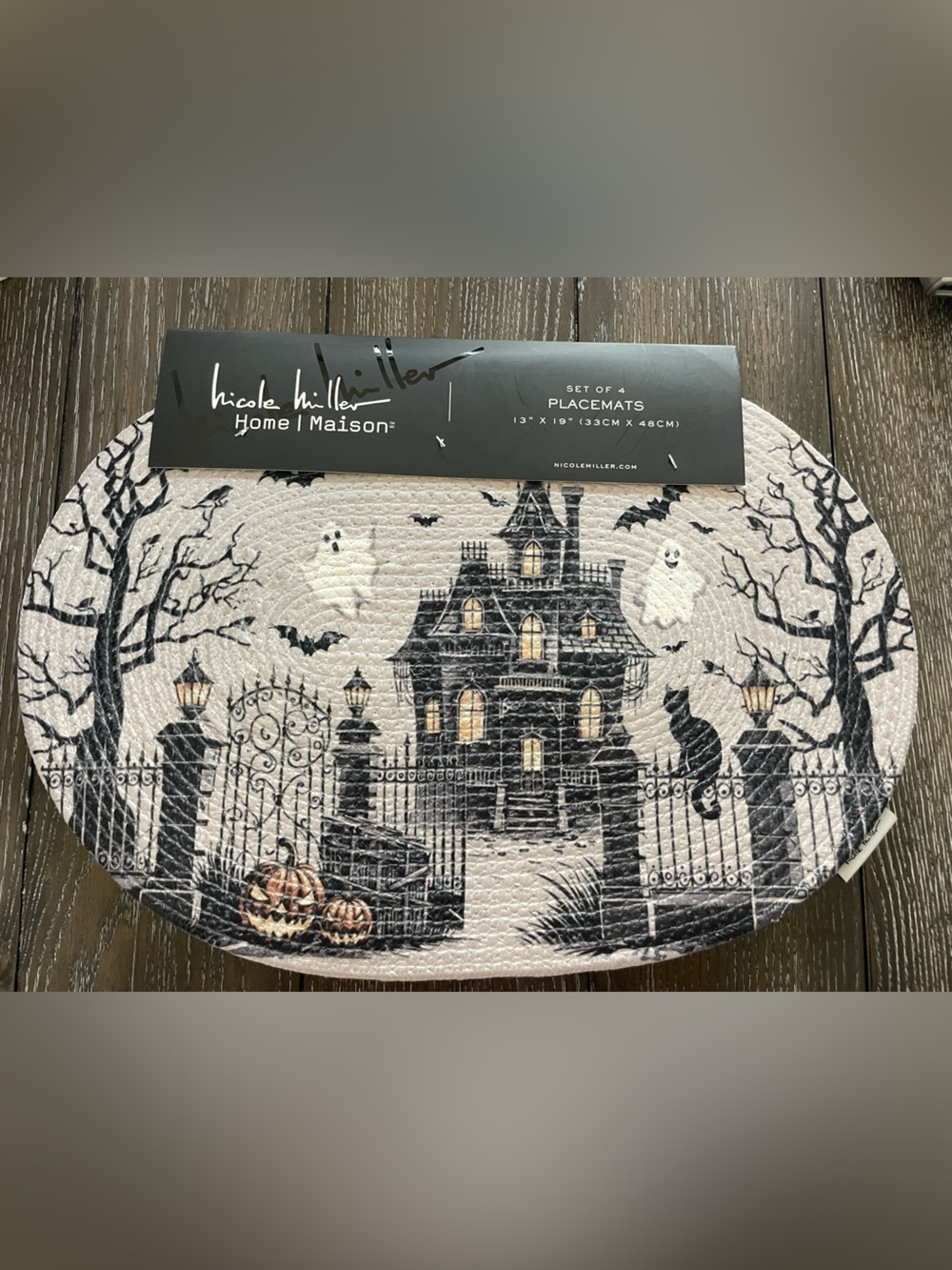NWT HALLOWEEN PLACEMATS